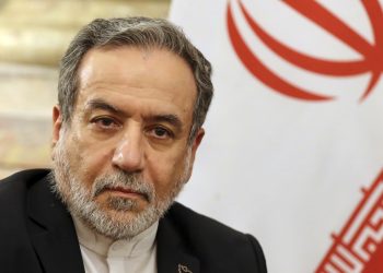 Irán, OIEA firma el acuerdo que busca la ruta para reiniciar la cooperación: NPR