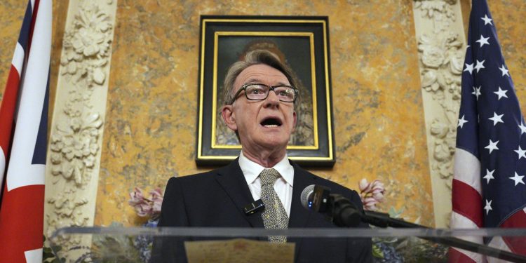 Embajador de incendios del Reino Unido a nosotros sobre los enlaces a Jeffrey Epstein: NPR