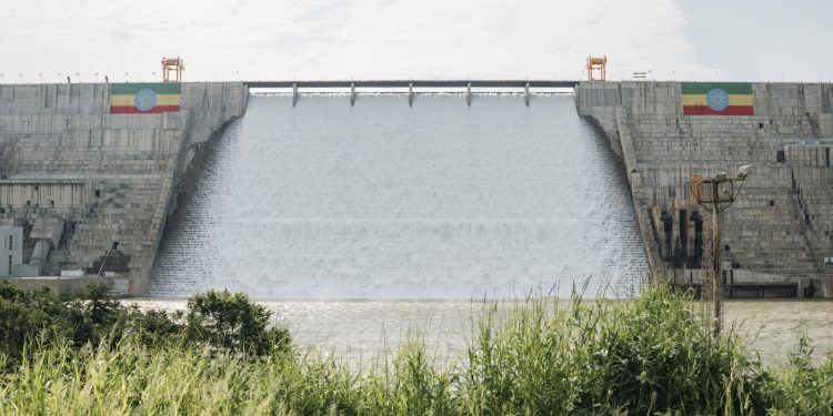 Por qué Etiopía que abre la tensión de la presa más grande de África: NPR