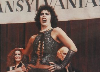 'Rocky Horror' sigue siendo un refugio para los fanáticos, 50 años después: NPR