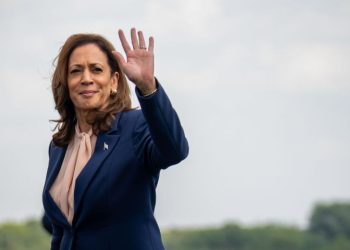 Takeaways del nuevo libro de Kamala Harris, '107 Days': NPR