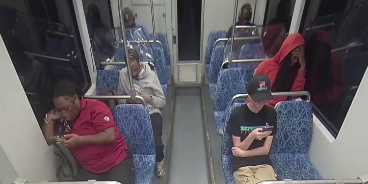 El hombre enfrenta cargos federales en el asesinato de Ucrania en el tren de Carolina del Norte