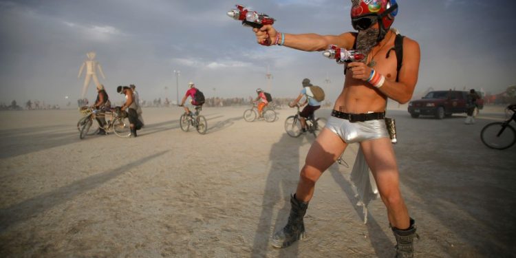 El asesinato en Burning Man convierte el patio del desierto de Silicon Valley en una escena del crimen