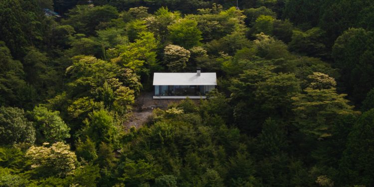 Villa T en Amagi-Kogen / Florian Busch Architects