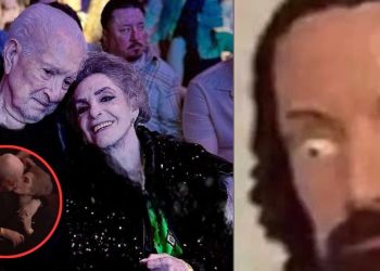 El beso viral de doña cuquita con su hermano y por qué nos Incomoda tanto