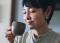 ¿Pueden las bebidas calientes ayudar con un envejecimiento saludable?