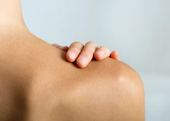 Alivio de Trapezius-Nook: 6 Techniques de liberación doméstica efectiva