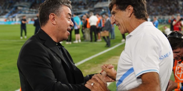 Costas: El Mensaje A Salas y El «Morbo» del Racing-River :: Olé