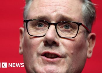 Starmer tuvo que mostrarle a sus críticos que puede enfrentarse a Farage