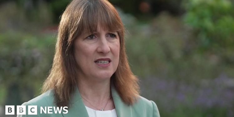 Rachel Reeves planea 'medidas específicas' sobre proyectos de ley en el Presupuesto