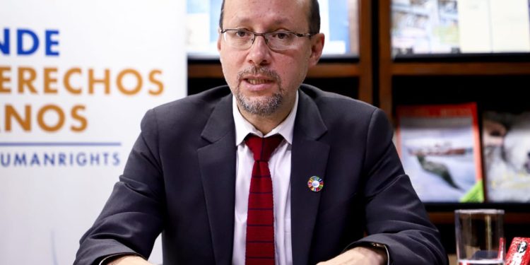 El experto en derechos humanos de la ONU, Slams de la UE química, la desregulación del empuje – Político