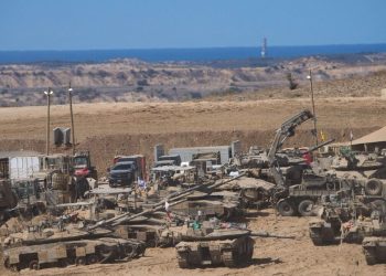 Tropas estadounidenses comienzan a llegar a Israel para supervisar la implementación del alto el fuego en Gaza