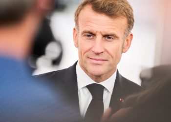 Macron mantiene a todos en vilo mientras aliados clave se oponen a él – POLITICO