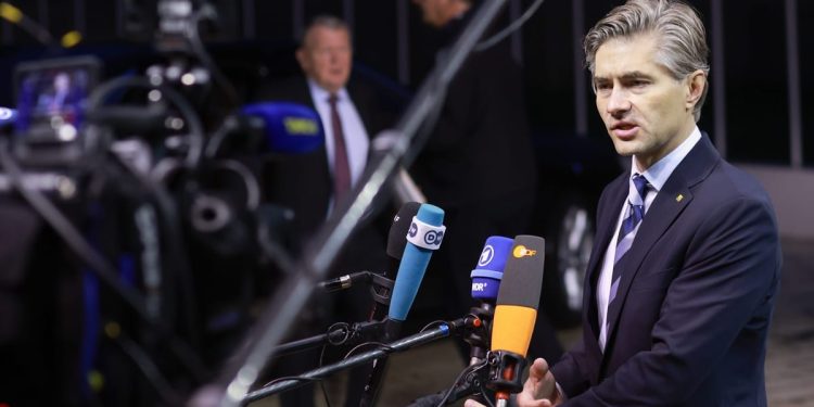 El contrabando de globos justifica nuevas sanciones a Bielorrusia, Lituania insta a la UE – POLITICO