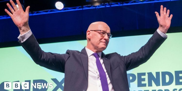 SNP creará una red de servicios de médicos de cabecera sin cita previa, dice Swinney