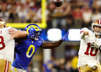 Mac Jones de Niners vence a las probabilidades, lo deja volar en OT ganar sobre Rams