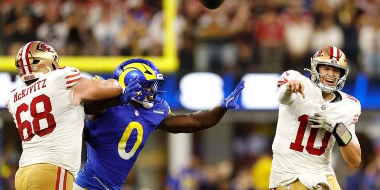 Mac Jones de Niners vence a las probabilidades, lo deja volar en OT ganar sobre Rams