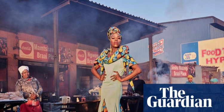 Una drag queen en un lugar de violencia: la mejor fotografía de Lee-Ann Olwage | Fotografía