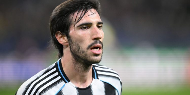 Rumores de transferencias, noticias: Milán espera el posible regreso de Tonali