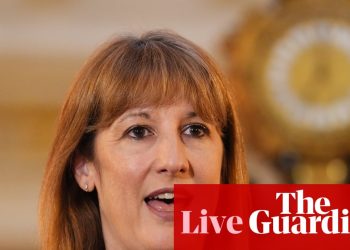 Los conservadores descartan la promesa de Reeves de ahorrar a las empresas 6.000 millones de libras esterlinas mediante la reducción de la burocracia como algo que no es «ni remotamente serio» – La política del Reino Unido en vivo | Política