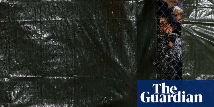 La investigación sobre las condiciones en el centro de asilo de Manston se ha estancado, dicen los críticos | Centro de asilo de Manston