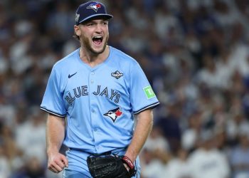 Cómo Trey Yesavage puso a los Azulejos en la cúspide del título de la Serie Mundial