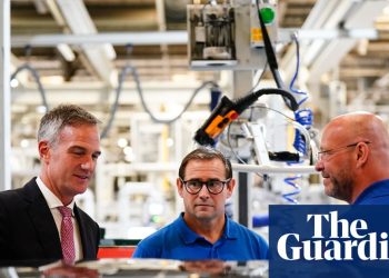 Las afirmaciones de los ministros de haber ayudado a JLR están en duda, ya que el apoyo de 1.500 millones de libras queda intacto | Jaguar Land Rover