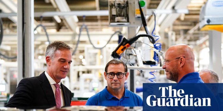 Las afirmaciones de los ministros de haber ayudado a JLR están en duda, ya que el apoyo de 1.500 millones de libras queda intacto | Jaguar Land Rover