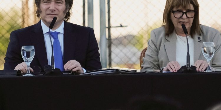 El Congreso de Argentina anula el veto del presidente Javier Milei sobre la financiación | Noticias del gobierno