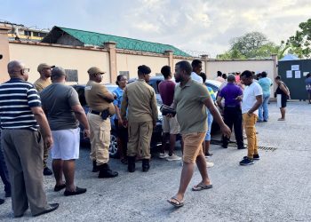 Seychelles vota en una reñida segunda vuelta de las elecciones presidenciales | Elecciones Noticias