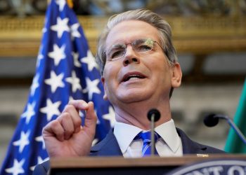 Estados Unidos pretende recaudar 20.000 millones de dólares para apoyar la economía en dificultades de Argentina | Noticias de Economía y Negocios