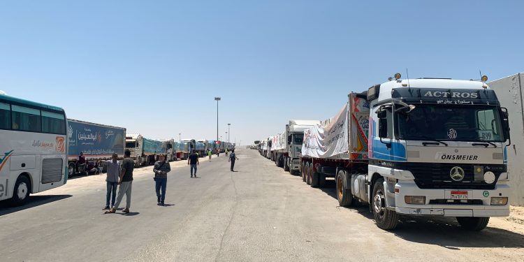 Las Razones por Las Que El Éxodo en Gaza Desborda la Ayuda Humanitaria