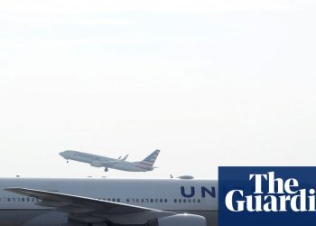 Avión de United corta la cola de otro avión en el aeropuerto O'Hare de Chicago | aerolíneas unidas