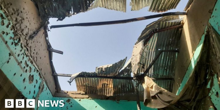 Trece muertos en el bombardeo de un hospital en una ciudad sitiada de Sudán, según la BBC