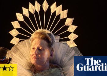 El niño/la revisión de Dios y su hija – Marina Carr's Majestic Theban Double Bill | Teatro