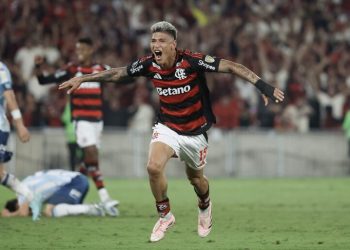 Carrascal impulsa al Flamengo hacia la final ante un combativo Racing – Copa Libertadores