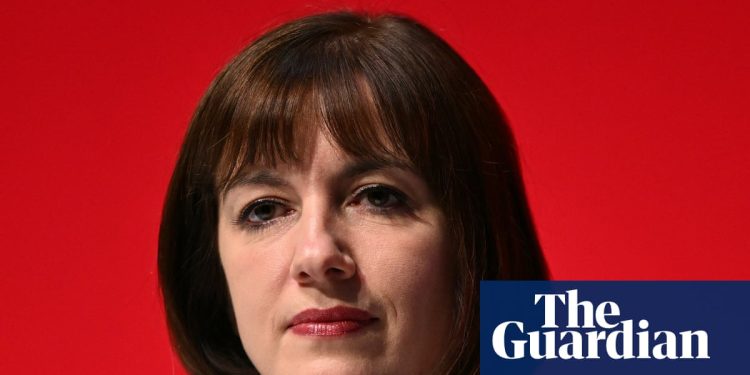 Phillipson presiona a Starmer y Reeves para que eliminen por completo el límite de prestaciones por dos hijos | Bridget Phillipson