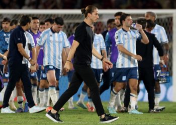Filipe Luís sobre Racing y la advertencia para la revancha :: Olé