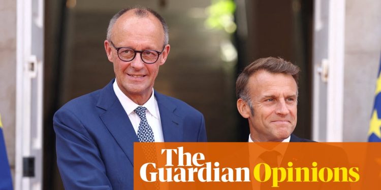 Francia no está sola en su crisis de fe política: la fe en un mundo democrático está desapareciendo | Simón Tisdall