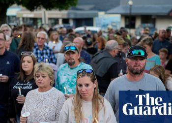 Comunidad de Tennessee lamenta la muerte de 16 personas en la explosión de una planta de municiones | Tennesse