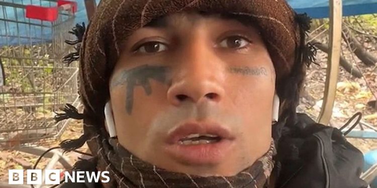 Hombre condenado a cinco años de cárcel por amenazar de muerte a Nigel Farage en TikTok