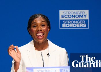 Badenoch dice que los conservadores se abren a dejar más tratados para aumentar las deportaciones | Kemi badenoch