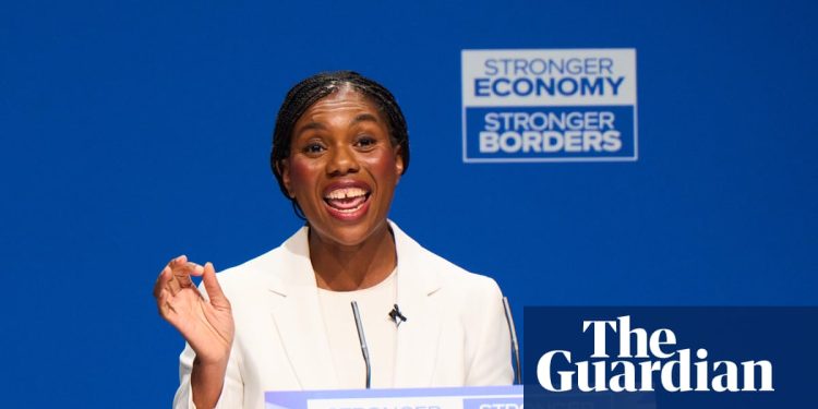Badenoch dice que los conservadores se abren a dejar más tratados para aumentar las deportaciones | Kemi badenoch