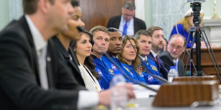 Elon Musk acaba de declarar la guerra al administrador interino de la NASA, aparentemente