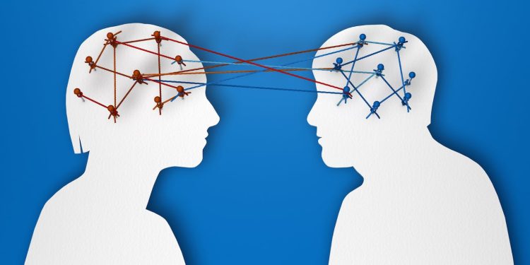 El cerebro de hombres y mujeres se encoge a diferentes velocidades; un estudio analizó cómo esto afecta al Alzheimer