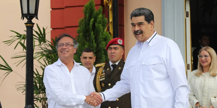 la propuesta del presidente Gustavo Petro de articulación militar de Colombia y Venezuela