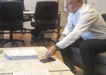 Gerentes libertarios del Pami se otorgan aumentos millonarios mientras el Gobierno ofrece menos del 1% a los empleados