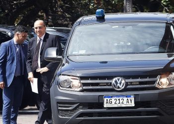 Francos reconoció que la reimpresión de boletas es «compleja» y la tiene que pagar La Libertad Avanza