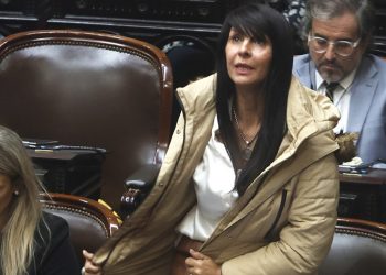 La libertaria Villaverde amenazó a Wiñazki por revelar una causa narco y Manes pidió que la expulsen del Congreso.