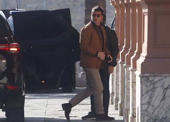 Santiago Caputo puenteó a Menem y activó aliados para frenar la ley del DNU